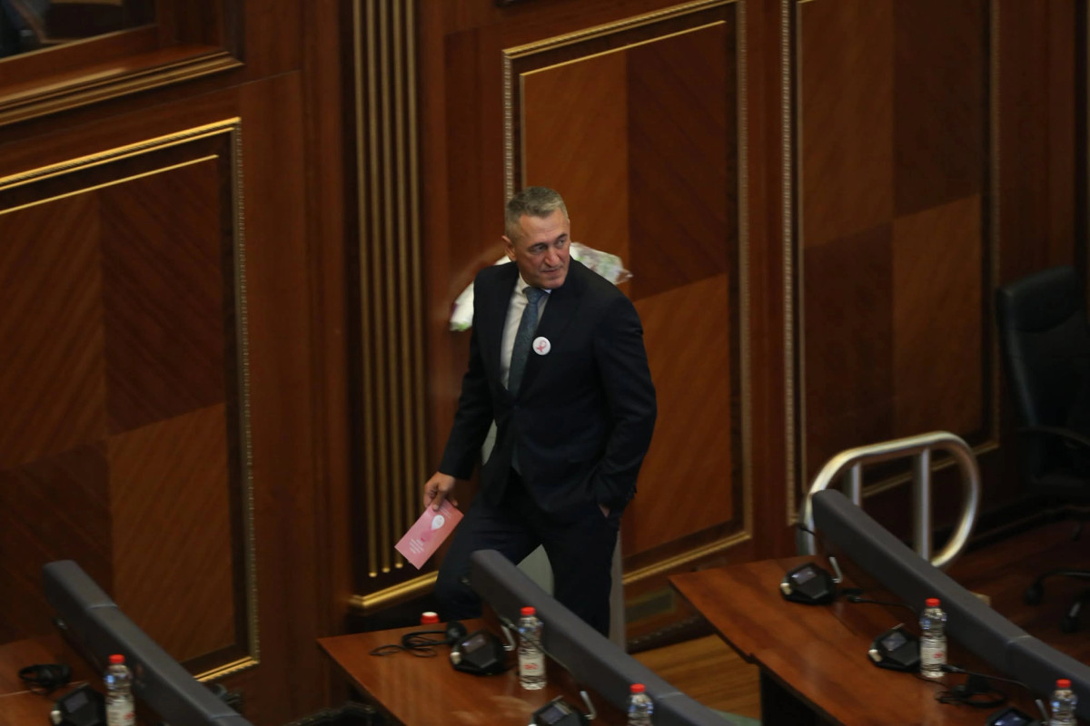 Partitë rivale të Listës Serbe të rrezikuara nga presioni i Beogradit