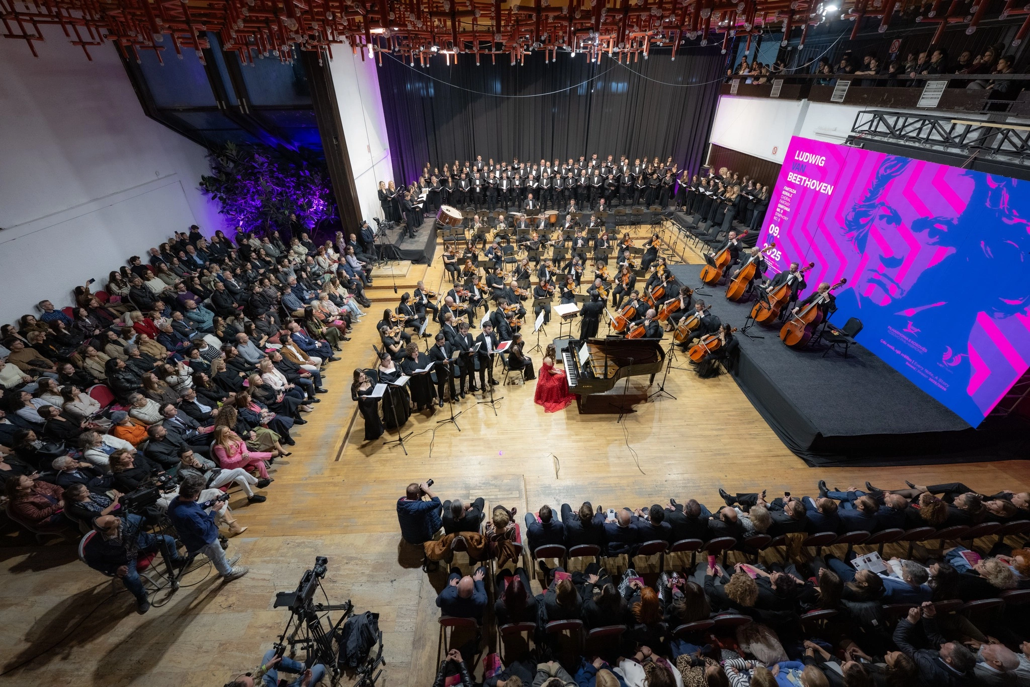 Madhështia e Beethovenit në Kosovë – thirrje për paqe në kohë trazirash