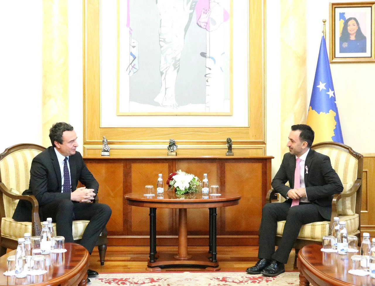 Kurti e njofton Bashën për dërgimin e mandatarit te presidentja