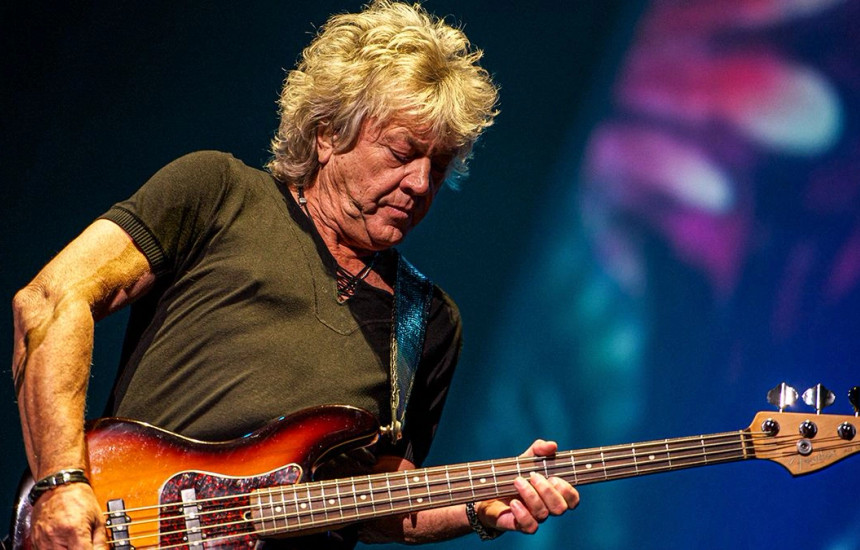 John Lodge ishte anëtar i grupit “The Moody Blues” i njohur për hitin “Nights In White Satin”