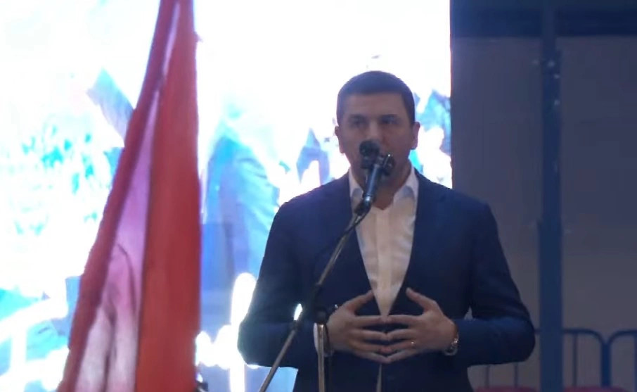 Krasniqi: PDK-ja fituese e zgjedhjeve, Tahiri do të jetë kryetar i ri i Mitrovicës