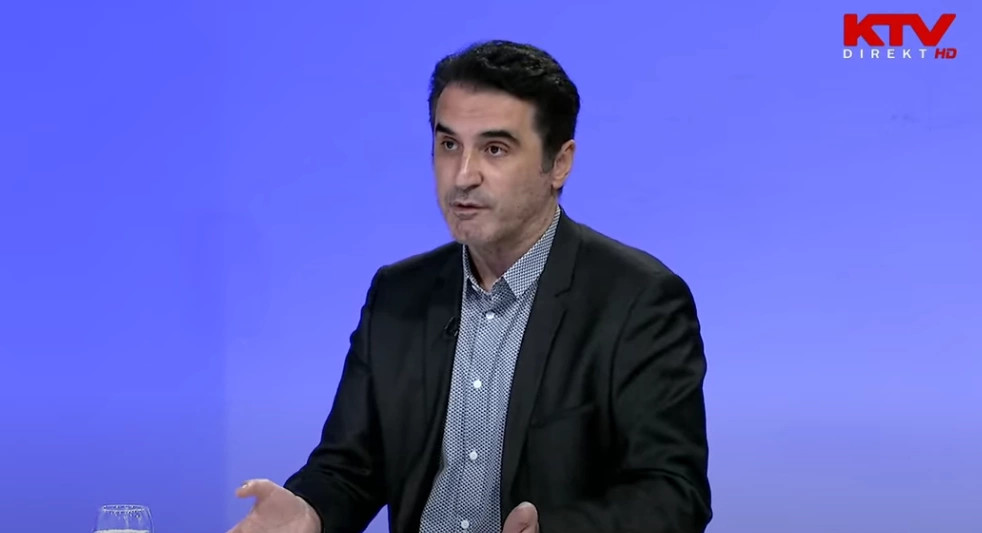 Muhaxhiri e quan të turpshme humbjen e PDK së në Drenas  T i kërkojnë falje Lladrovcit