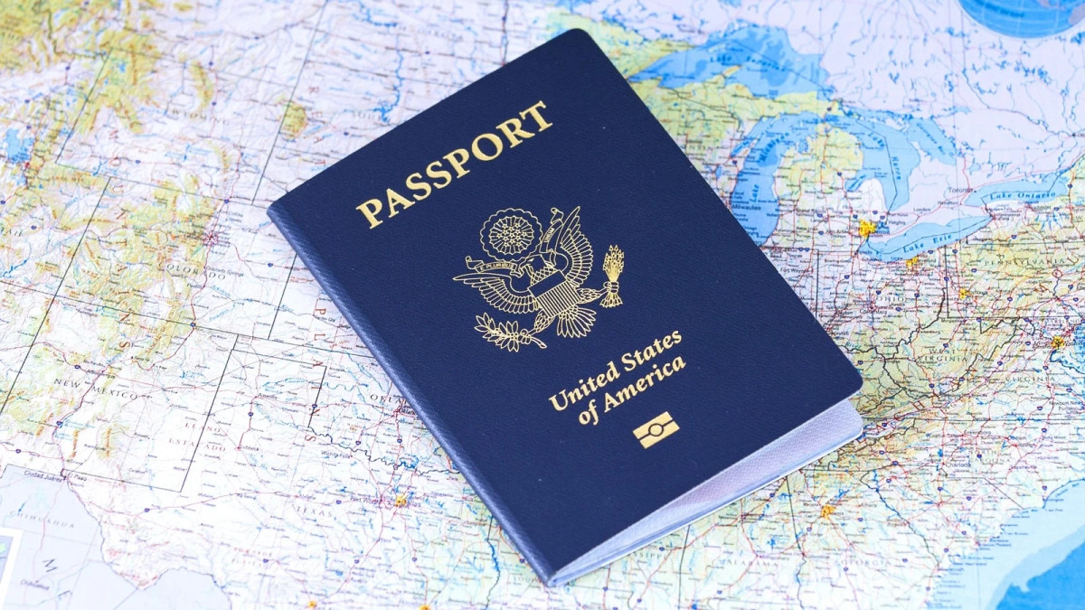 Për herë të parë  pasaporta amerikane bie nga lista e më të fuqishmeve në botë