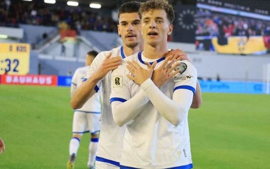 Fisnik Asllani