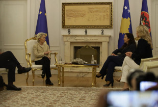 Vjosa Osmani, Ursula von der Leyen