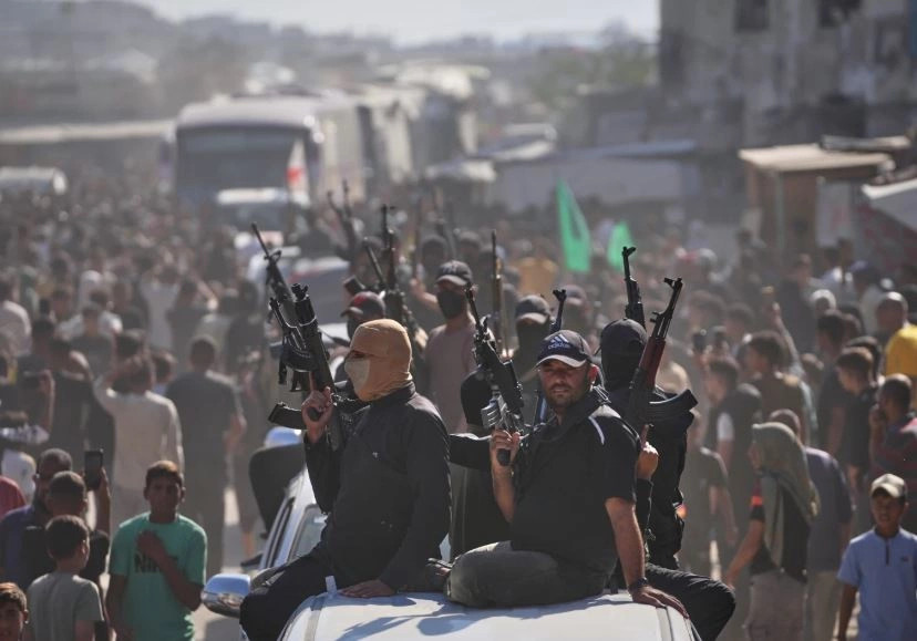 Hamasi rimerr kontrollin në Gazën kaotike, vret njerëz të dyshuar për lidhje me Izraelin