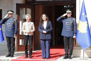 Vjosa Osmani dhe Ursula von der Leyen