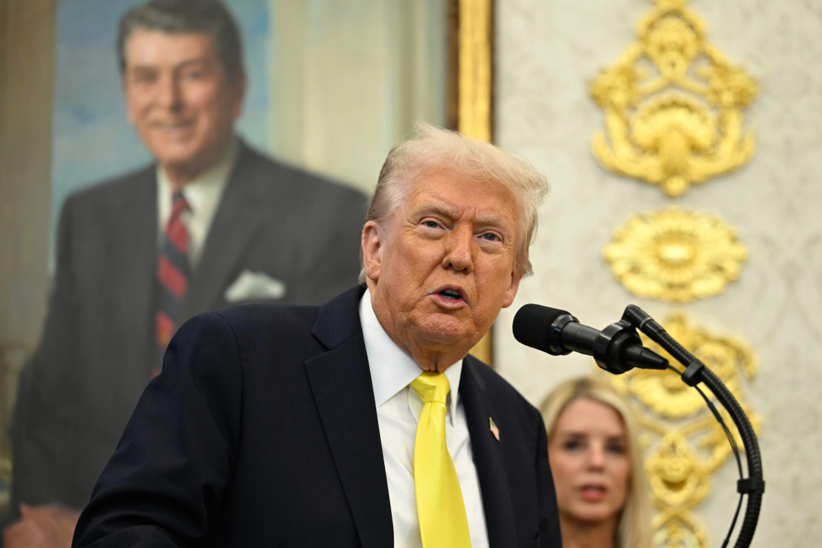 Trump  Izraeli mund t u rikthehet luftimeve në Gaza sapo t i them unë