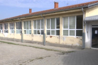 Shkolla “Dëshmorët e Kombit” në Livoq të Ulët