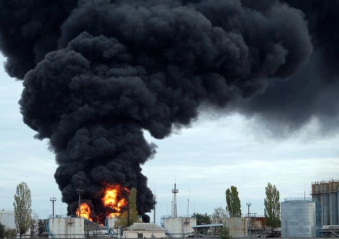 Rusia sulmon objektet e gazit të Ukrainës, një ditë para takimit Trump-Zelensky