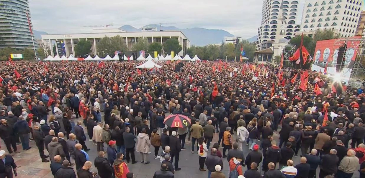 Protesta Tiranë