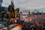 Protesta per UCK-ne ne Tirane