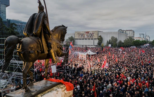 Protesta per UCK-ne ne Tirane