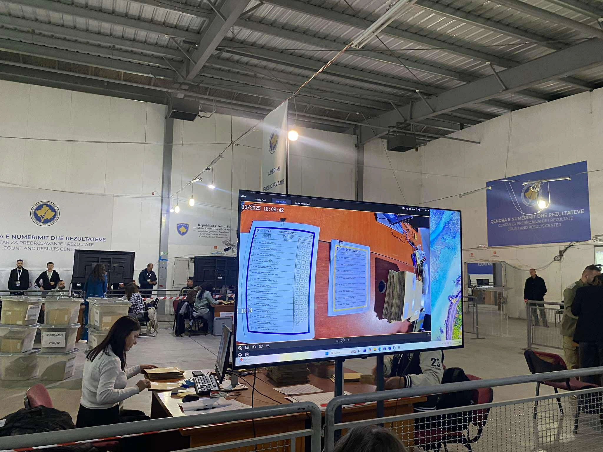 Nis numërimi i votave me postë