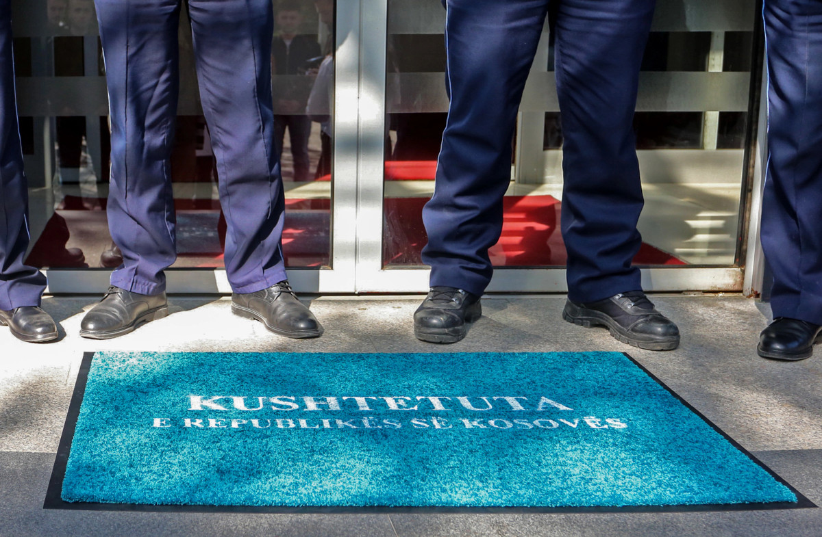 Kushtetuesja  Vendimi merret pasi të shqyrtohen të gjitha pretendimet