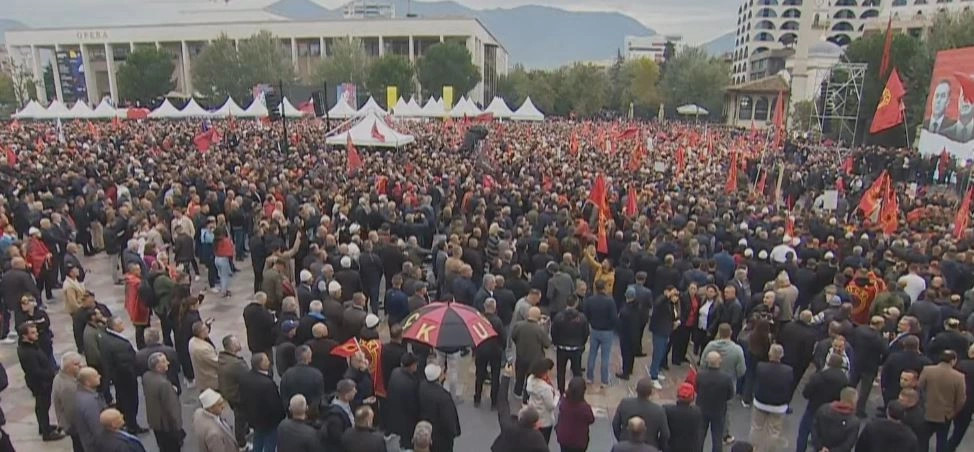 Hamza  Tubimi në Tiranë  mesazh që të gjithë shqiptarët i përkrahin çlirimtarët
