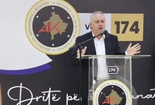 Agron Kuçi, kandidat i Aleancës për Ardhmërinë e Kosovës për kryetar të Junikut,
