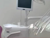 Dentist