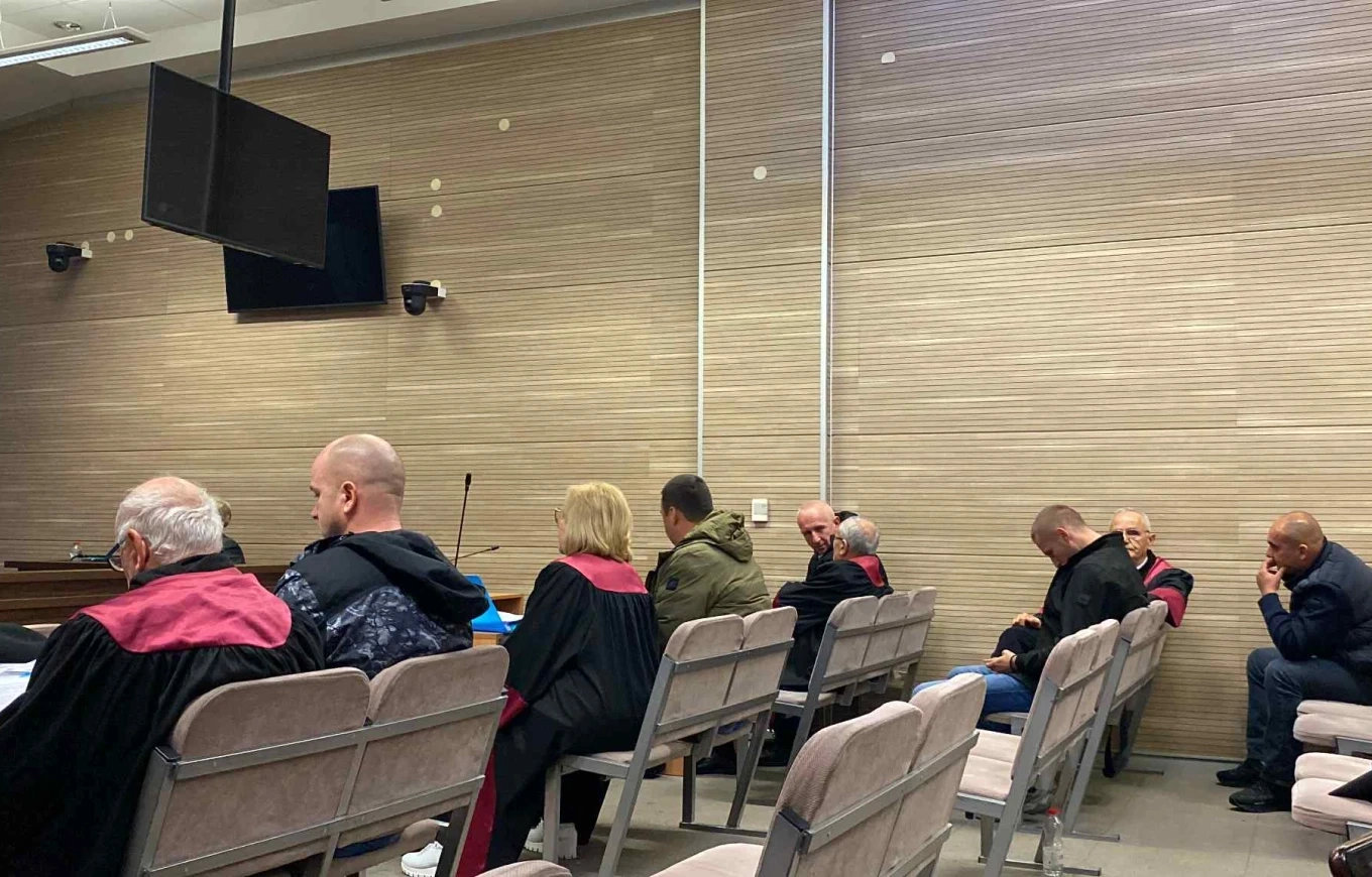 Nga 4 mijë euro gjobë për dy serbët që e pranuan fajësinë për sulmin e 2021-tës ndaj Policisë