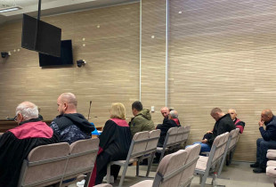 Nga 4 mijë euro gjobë për dy serbët që e pranuan fajësinë për sulmin e 2021-tës ndaj Policisë