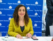 Vjosa Osmani