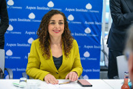 Vjosa Osmani