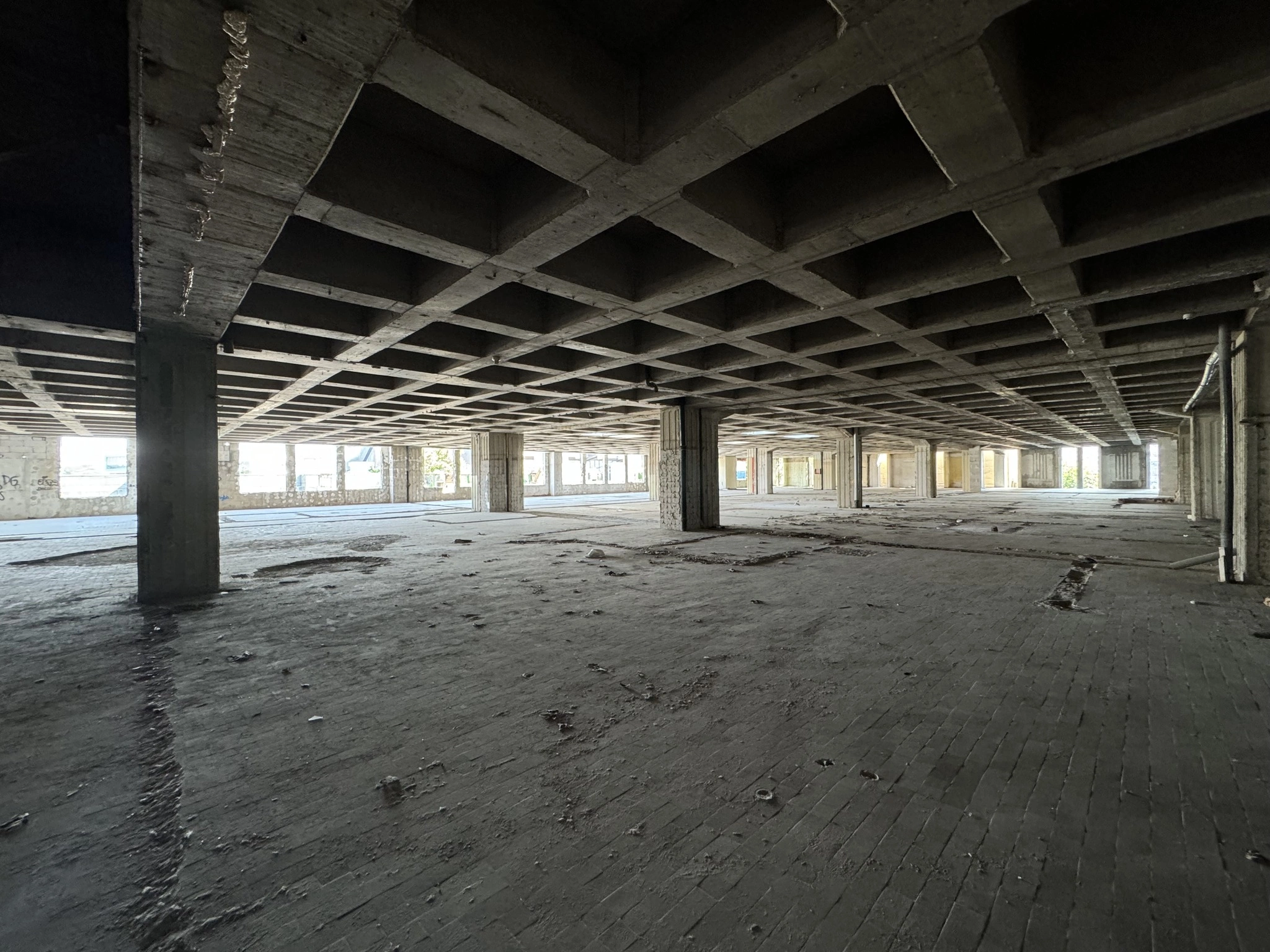 Ambientet e ish-shtypshkronjës së “Rilindjes”, ku do të zërë vend Muzeu i Artit Bashkëkohor