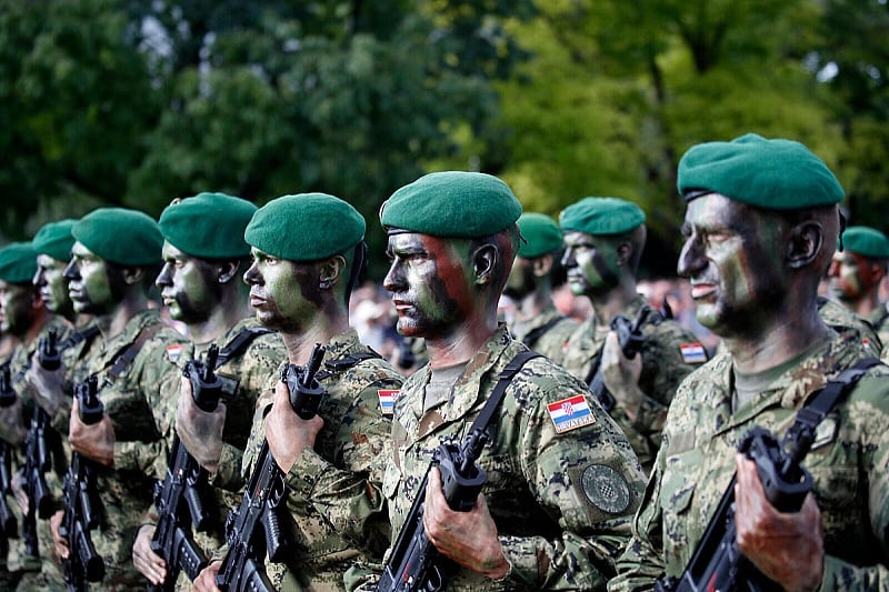 Kroacia drejt rikthimit të shërbimit të detyrueshëm ushtarak