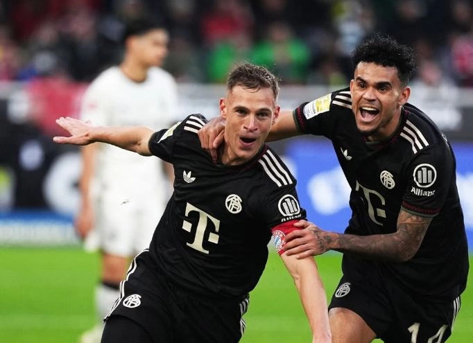 Joshua Kimmich - Bayern Muncheni
