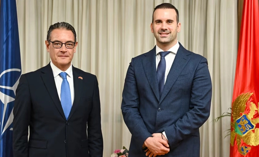 mALI I ZI