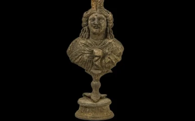 Perëndesha ISIS - busti
