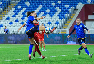 Kosova (F)