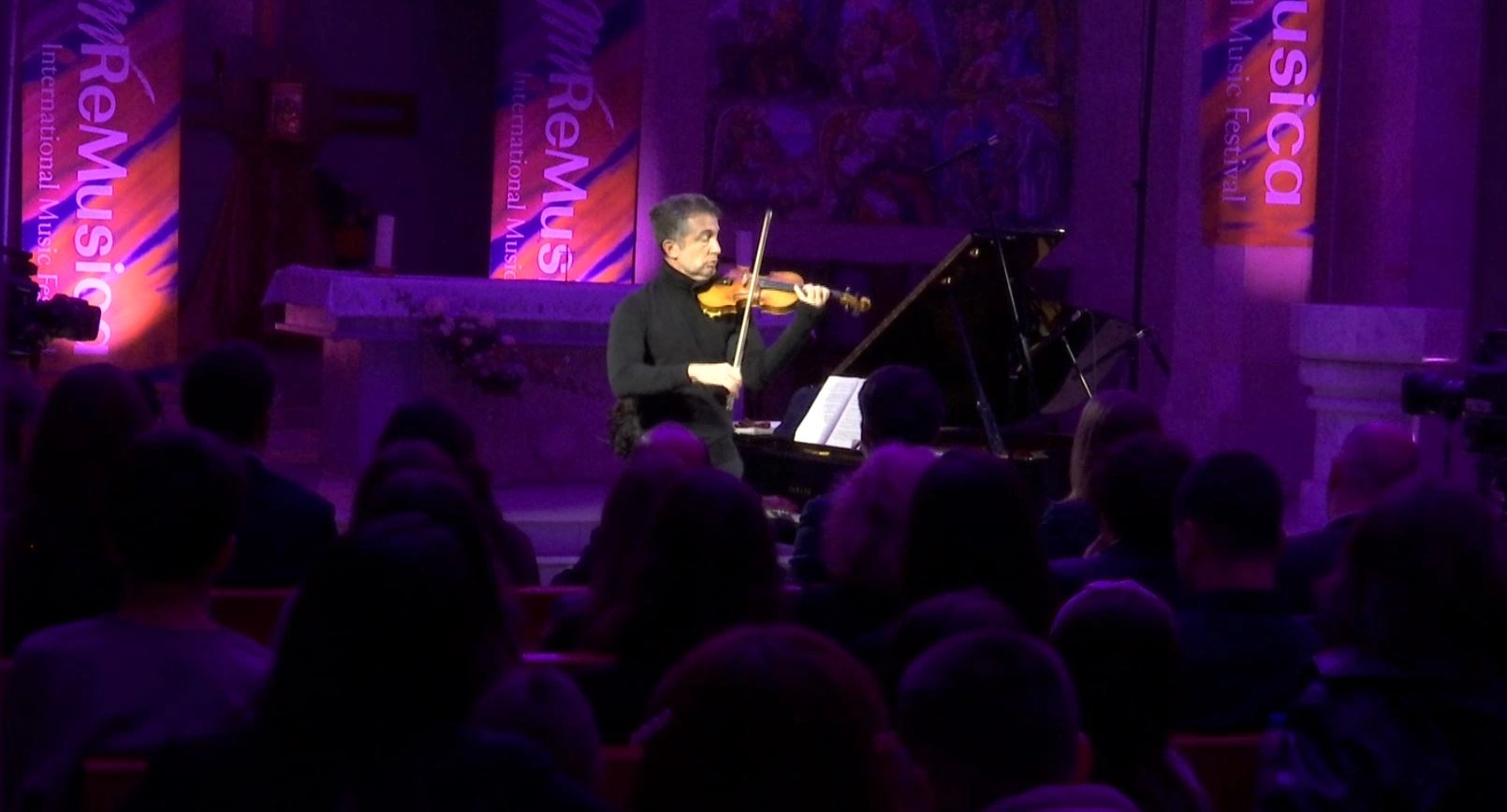 Dyshja në violinë e piano dhe “ReVocal” ia jep Prishtinës ngjyrat e skenave ndërkombëtare