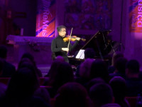 Dyshja në violinë e piano dhe “ReVocal” ia jep Prishtinës ngjyrat e skenave ndërkombëtare