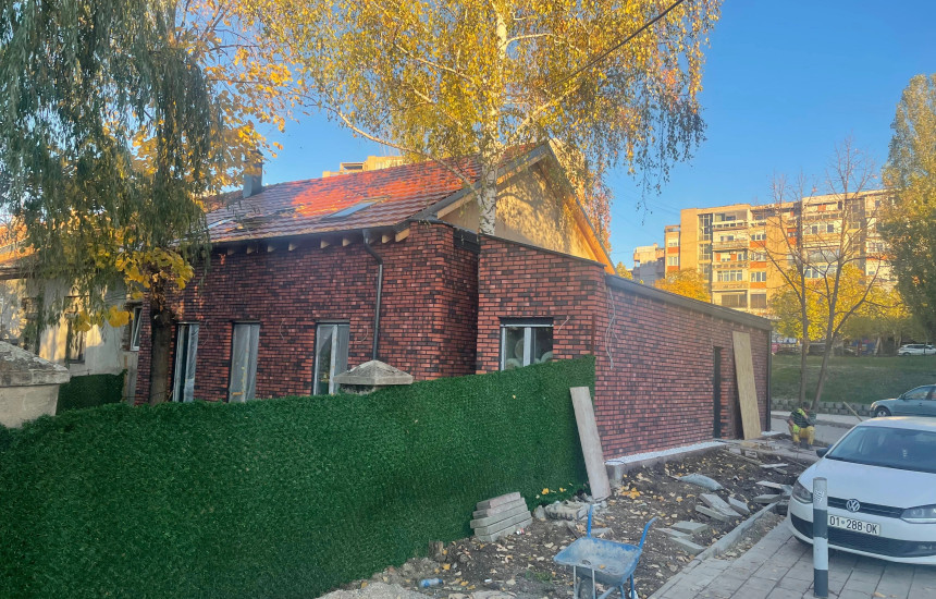 UP-ja kërkon hetim për ndërtimin e një objekti brenda natës në kampus