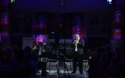 Nata e harmonisë me frymorët e Parisit e harkorët e Prishtinës