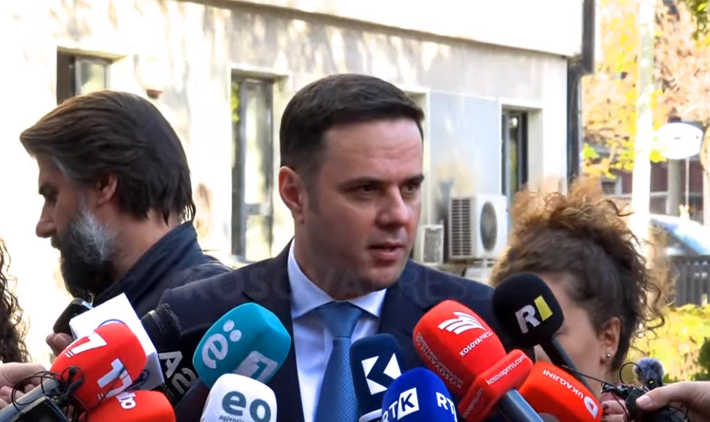 Ai është takuar me presidenten Vjosa Osmani, pas propozimit të mandatarit të ri nga Lëvizja Vetëvendosje...