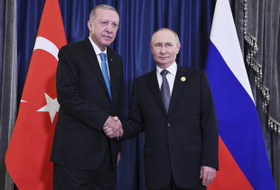 Recep Tayip Erdogan dhe Vladimir Putin në Kinë
