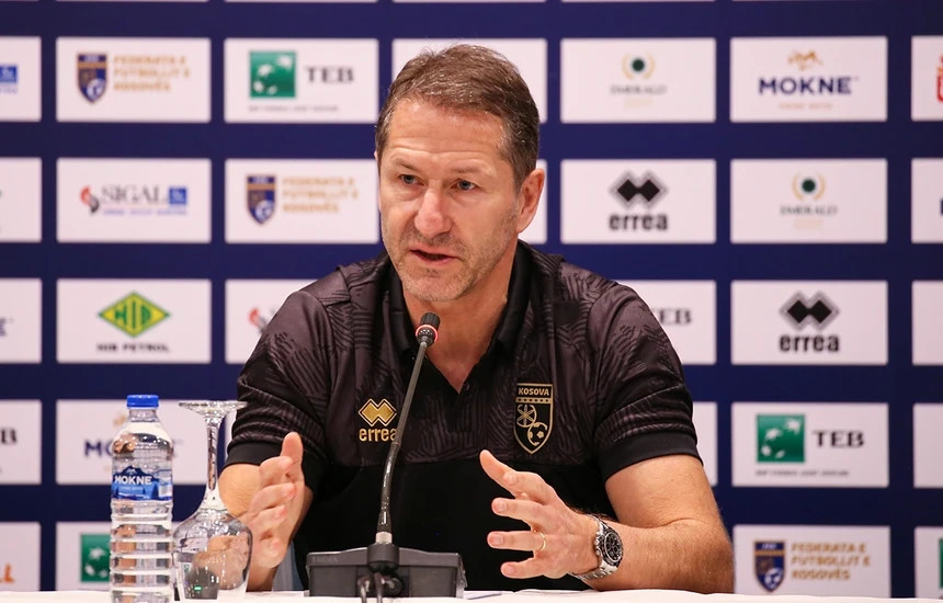 Foda deklarohet pas arritjes së plejofit