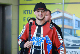 Leon Avdullahu mberrine ne Kosove