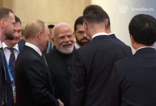 Vladimir Putin, Narendra Modi dhe Xi Jinping në Kinë