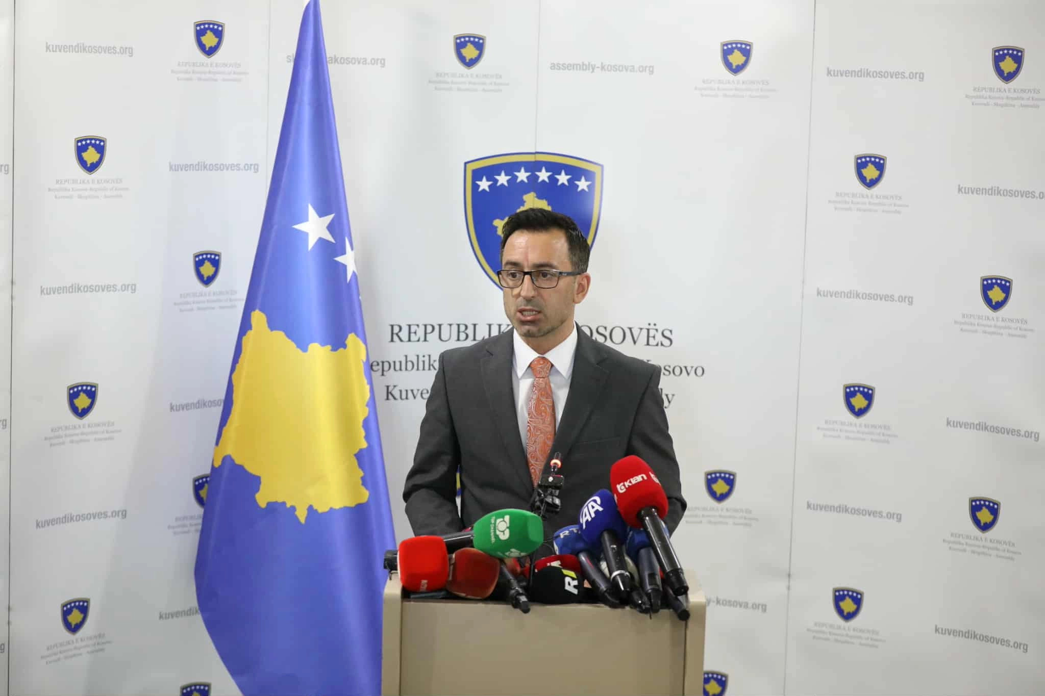 Basha arsyeton konstituimin e Kuvendit me katër nënkryetarë: E kemi kuorumin