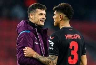 Granit Xhaka - Piero Hincapie
