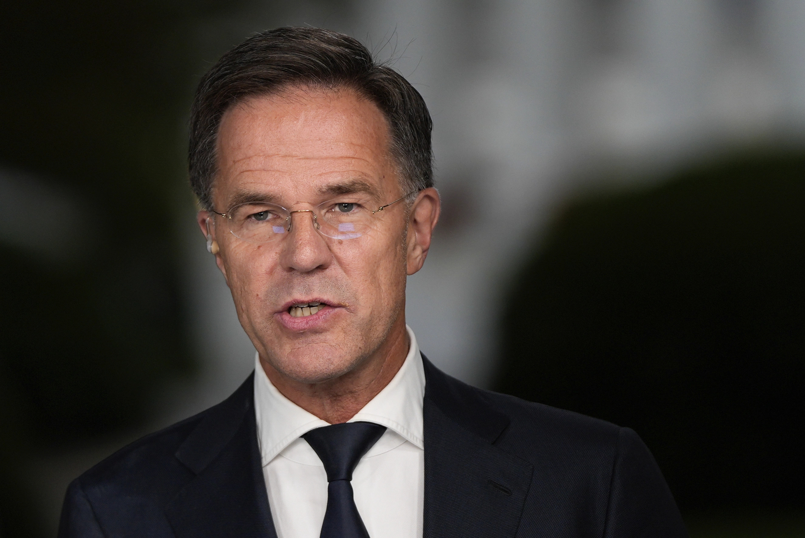 Rutte pret sqarime se çfarë garancish sigurie mund të ofrojnë aleatët për Ukrainën