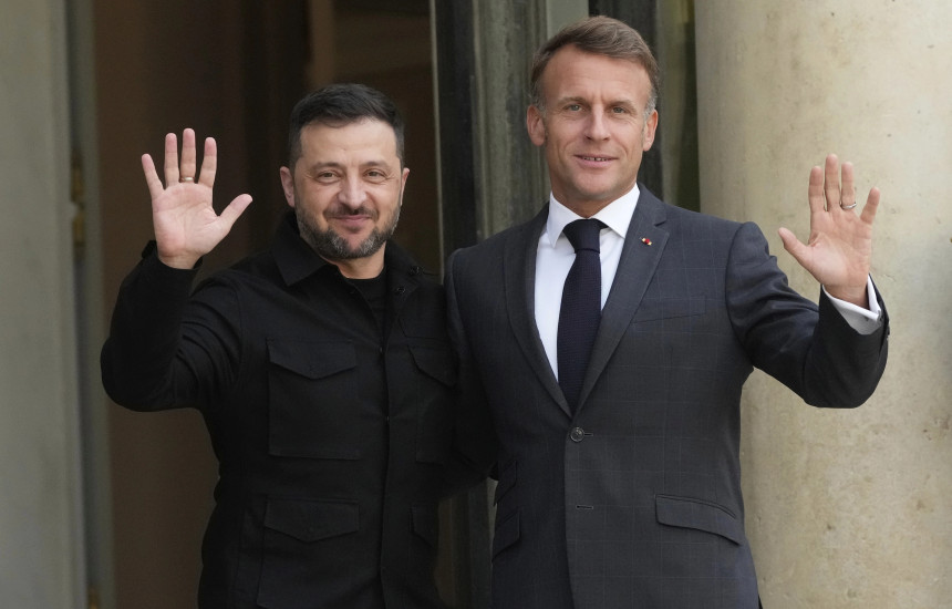 Volodymyr Zelensky dhe Emmanuel Macron