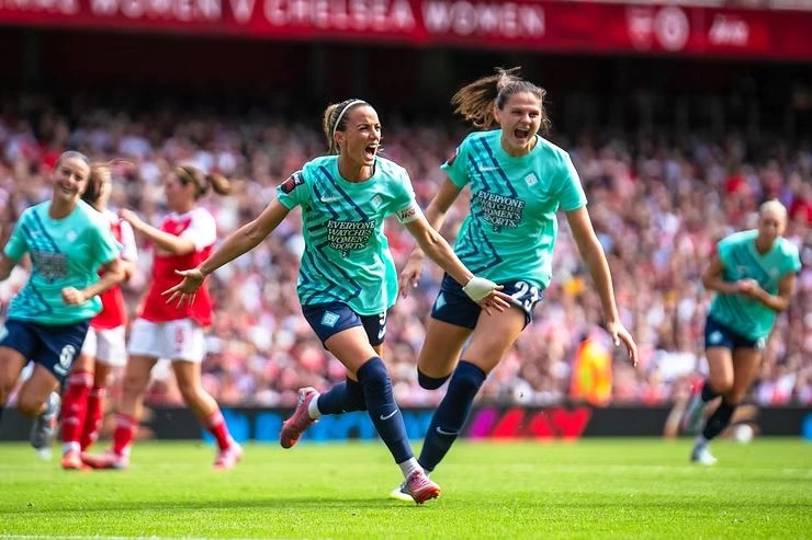 Asllani e shënon golin e parë të London Cityt në elitën angleze