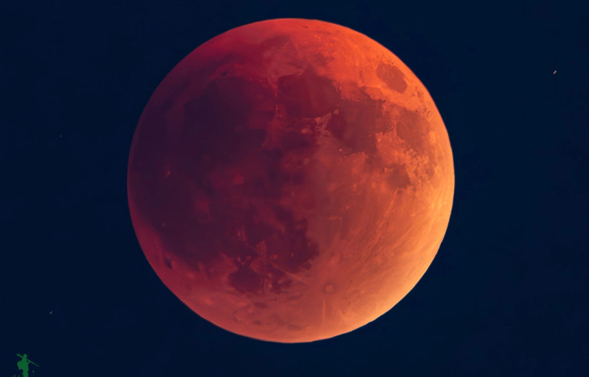 Vues spectaculaires de la « Lune de sang » - KOHA.net