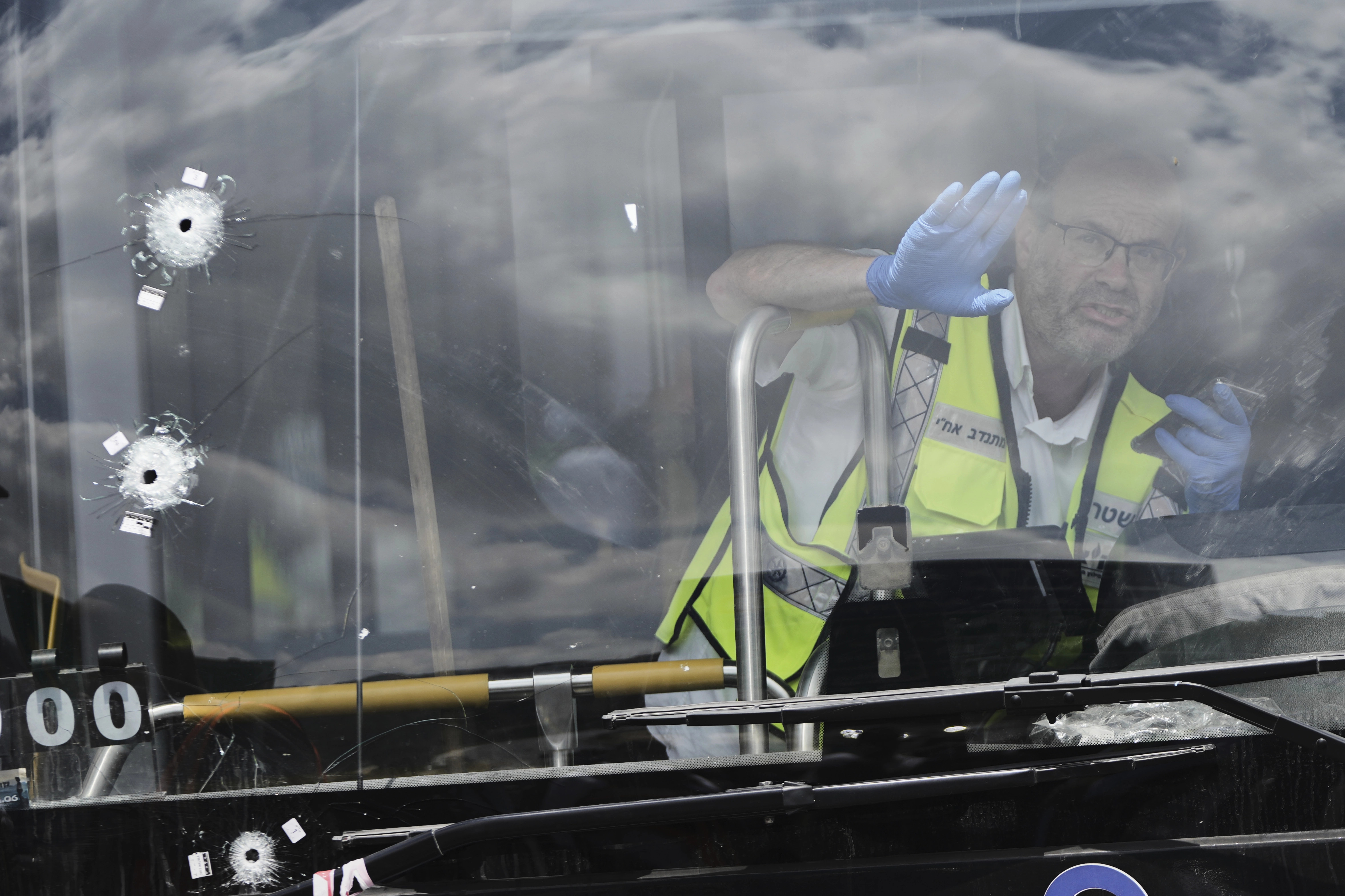 Gjashtë të vdekur nga sulmi në Jerusalem, Hamasi lëshon një deklaratë