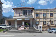 Stacioni policor, Peje