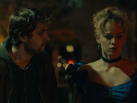 “Ngryk” me zellin për të shpërfaqur anën e errët të një realiteti shoqëror dhe atë fantazinë ku njeriu kërkon liri të egër sikurse e kanë kafshët e vesh filmin me një lloj mjegulle